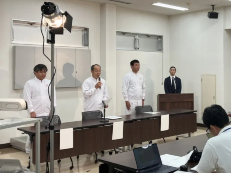 模擬記者会見（千葉工場）