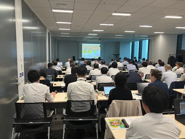 「品質保証検討会議」の風景