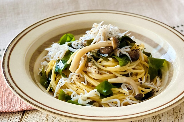 『ワンパンパスタ』に乾燥わかめ？