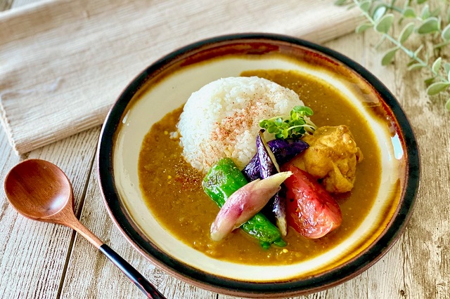 カレーに和風だしの素? カレーに和風だしの素?