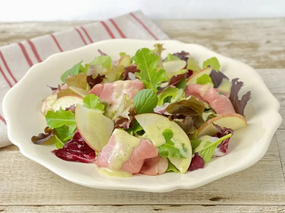 ローストポークとりんごのサラダ ローストポークとりんごのサラダ