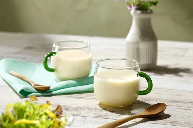 牛乳で冷製コーンスープの写真