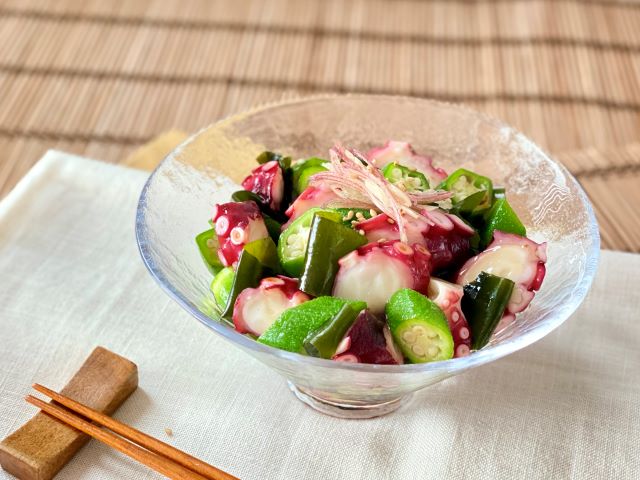たことオクラの和えサラダ