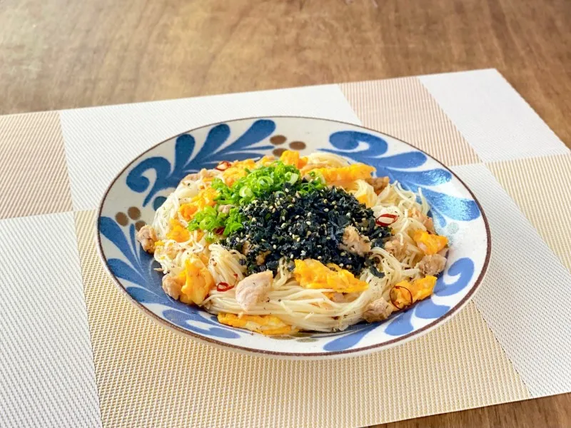 ザクザクわかめとツナのそうめんチャンプルー