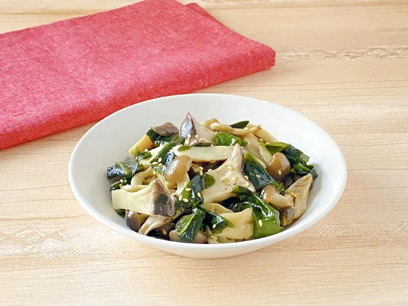 きのことわかめの腸活ナムル