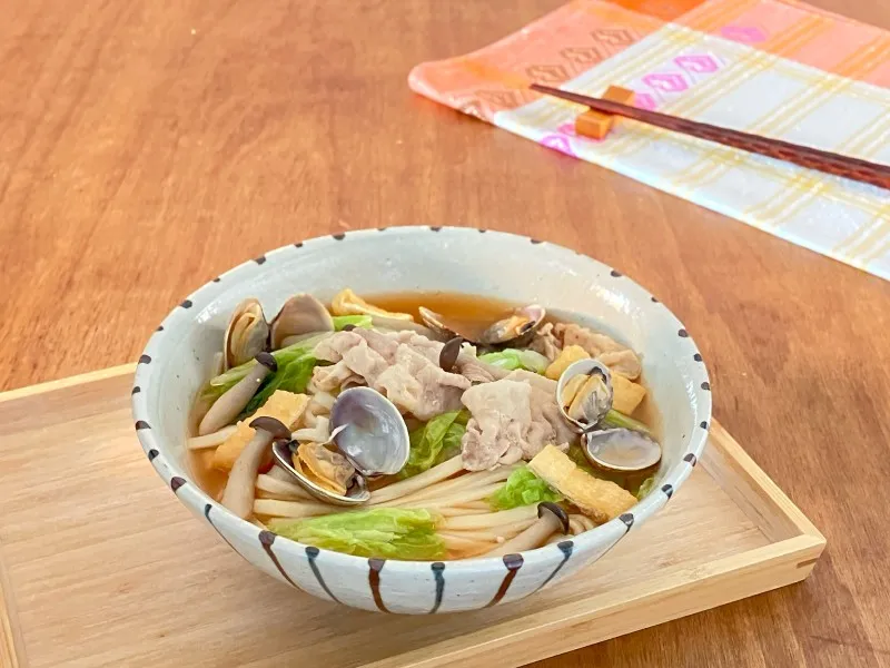 『素材力だし こんぶだし』使用レシピ「和風チゲスープうどん」