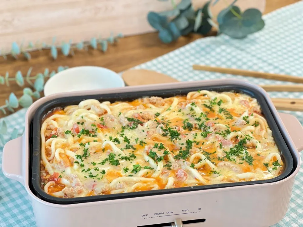 ホットプレートでグラタンうどん