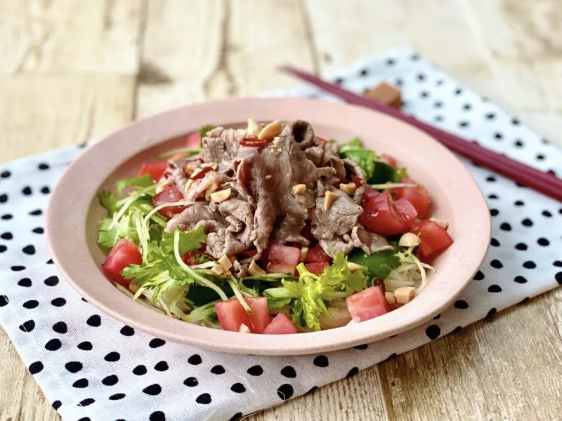 牛肉とトマトのエスニック風サラダそうめん