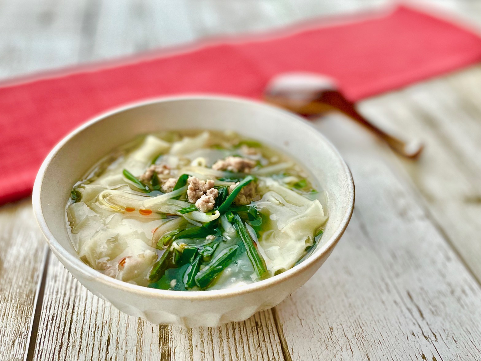 餃子の皮で レンチンワンタンスープ 餃子の皮で レンチンワンタンスープ